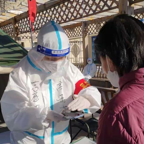 青年志愿者战“疫”勇担当