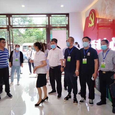 皇姑区人大常委会教科文卫工委调研军区社区退役军人服务工作