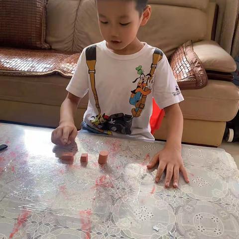 找生活中的立体图形