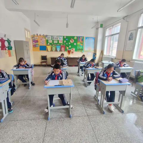 合作市藏族小学教育集团卡加曼乡中心小学开展“铸牢中华民族共同体意识”知识竞赛