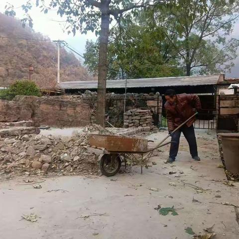 治理“六乱”开展“六清”工作日动态11.7