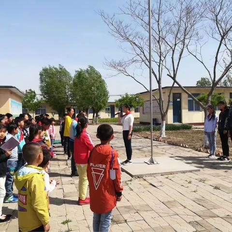 诚信伴我行！                                       贾滩上小学诚信教育纪实