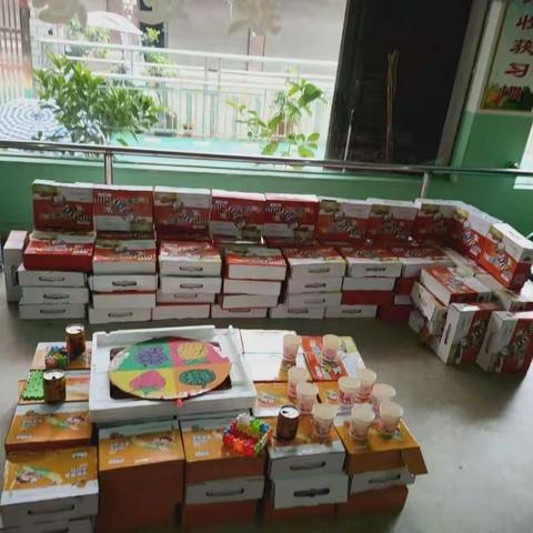 爱启乐幼儿园大型建构活动《客厅》《美丽的城堡》