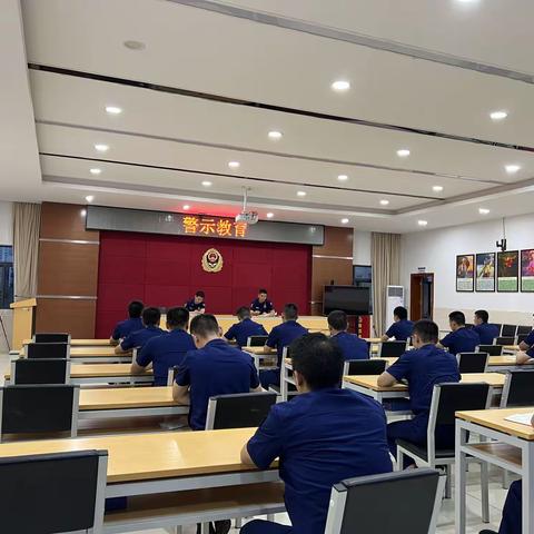 深圳市龙岗区龙岗消防救援站组织开展中秋、国庆节期间的正风肃纪教育学习