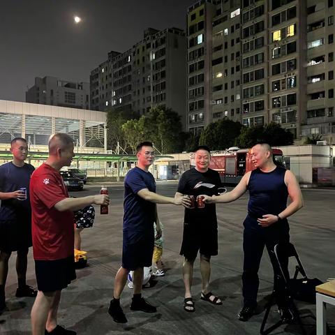 深圳市龙岗区龙岗消防站组织开展烧烤晚会活动