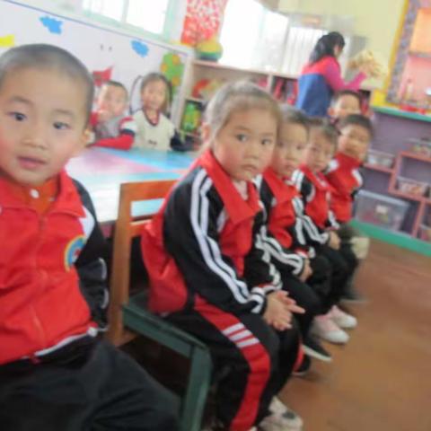 塔岭幼儿园2019年迎新年期末表演亲子活动（集体武术篇）