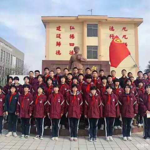 传承红色基因，致敬雷锋精神——乐天中学团委少先队举办学雷锋活动