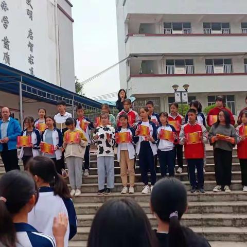 教学常态化，教研规范化一一连州市龙坪中学第8周教学常规工作记录