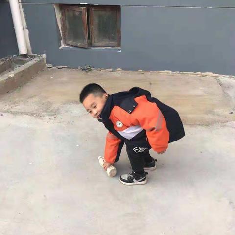 学习雷锋精神 争做时代小先锋--城关小学一年级（7）班