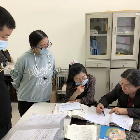 新光熠熠——南湖小学新教师汇报课展示活动