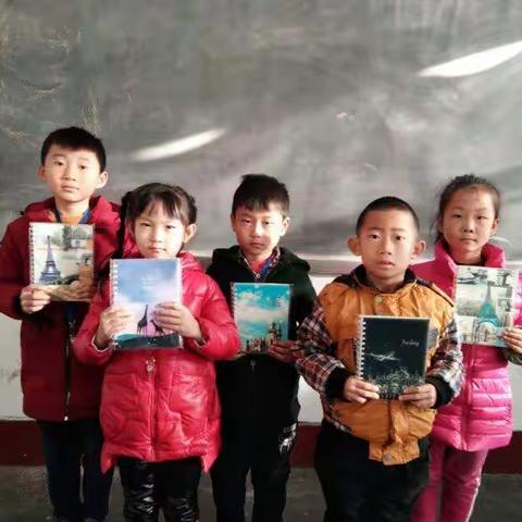 愿孩子们用勇敢和热情去追逐你们想要的光和热