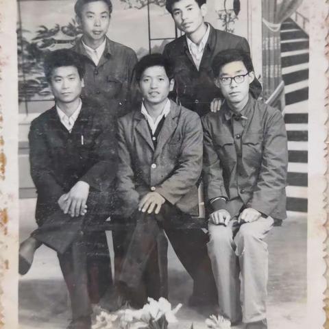 年轻的故事未曾走远