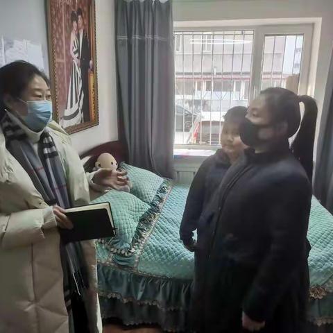 民政领导进社区 扶危济困暖人心