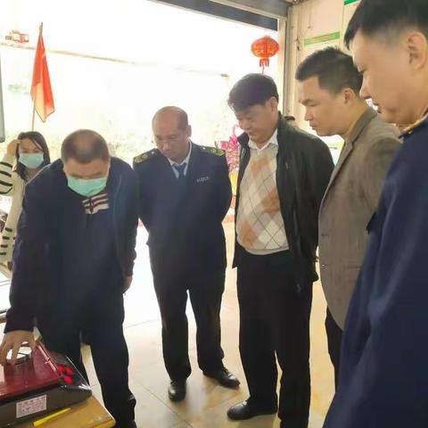 韦副局长带队到3家市场检查指导禁塑、计量工作