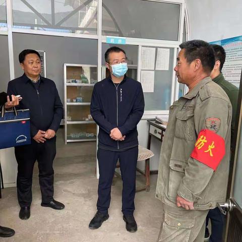长治市乡村振兴局领导班子带队深入一线进行调研