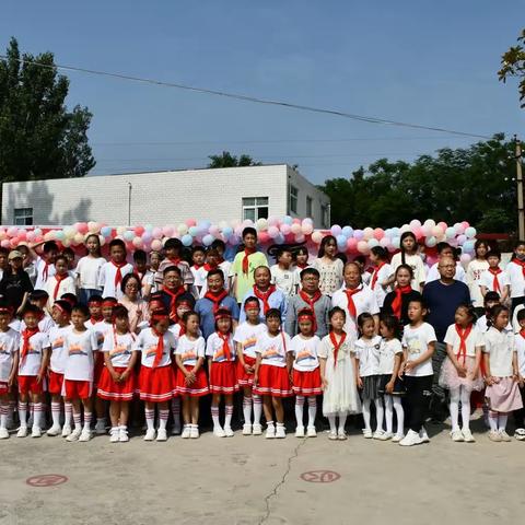 许昌市建安区第二高级中学附属小学“快乐童心，畅想六一”活动纪实