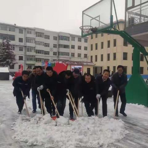 爱心守护 风雪同行