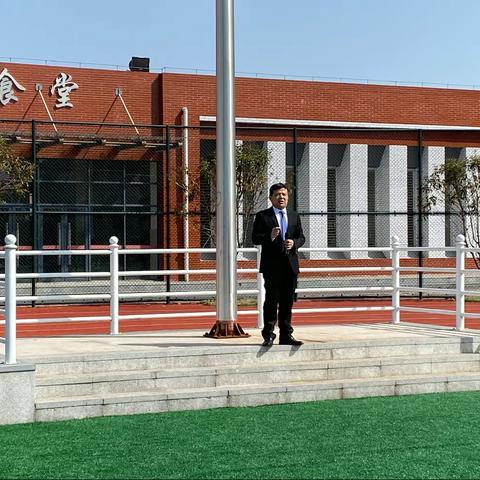 “传承红色文化、传唱红歌经典”——第二实验学校召开唱红歌主题动员大会