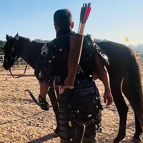 武侠文化主题山庄，骑术体验、古装甲胄体验、武术器械学习、飞刀飞斧体验、射箭体验。