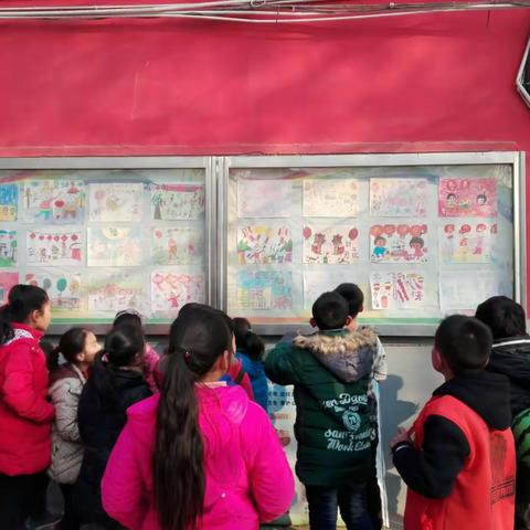 西高皇小学迎新年手抄报绘画展