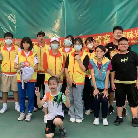 我为群众办实事——同和街社工站开展“用激情挑战工作，用健康武装青春”趣味运动会