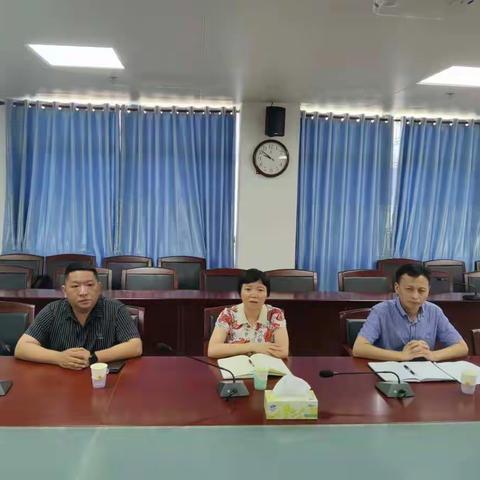 市联合督导组赴琼山区检查部里通报农村人居环境问题整改情况