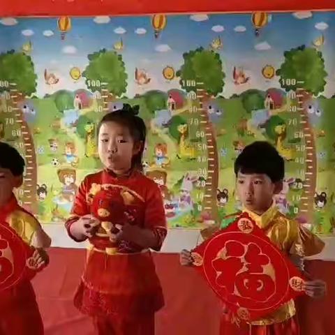 阳光宝贝幼儿园——给大家拜年了！！！