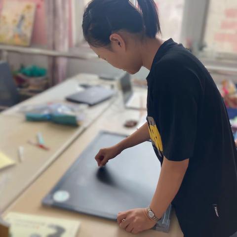 【塔山镇大李庄小学教师粉笔字展示】—笔画书我心 妙笔展风采