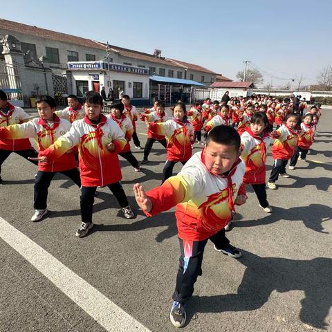 余吾寄校武术操汇演