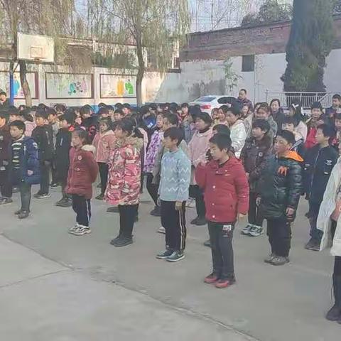 酒后镇有方小学期中考试学生表彰会