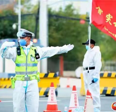 童心助抗疫，居家也快乐