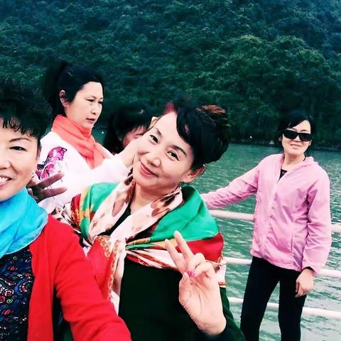 相约在越南下龙湾，吉婆岛。2018