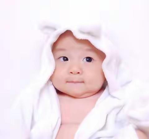 超可爱长大的吴卓衡