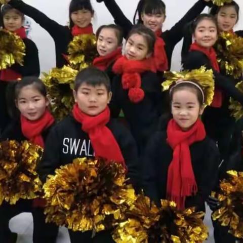 201306班迎元旦，喜庆新年
