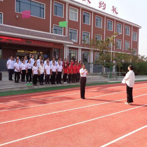 为祖国70华诞献礼—双塔区长宝营乡九年一贯制学校为祖国歌唱！