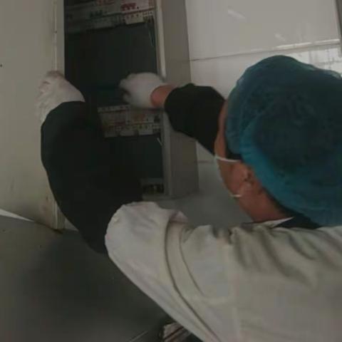 食堂用电安全排查