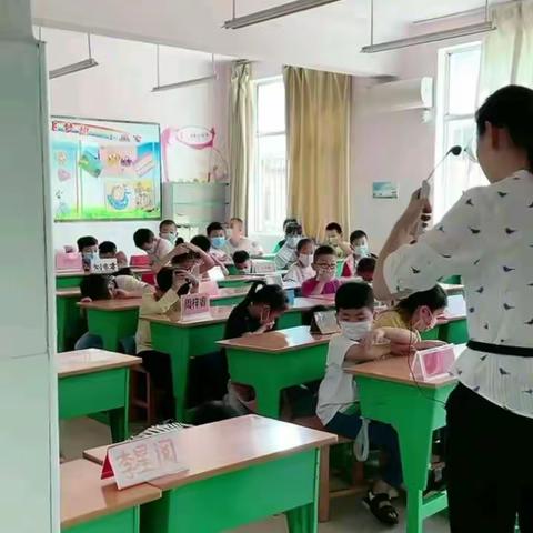 匡衡路小学大胡校区“9.18”防空袭应急疏散演练