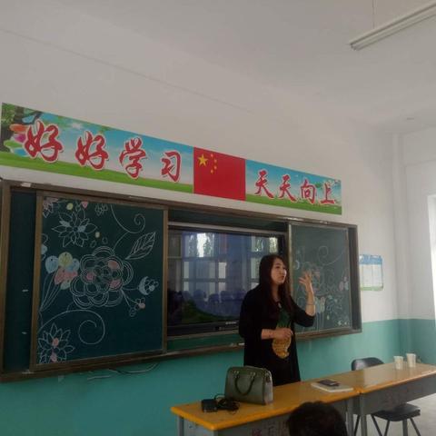 不忘初心、牢记使命一一裕民小学与扁担沟第一小学对口帮扶家庭教育讲座。