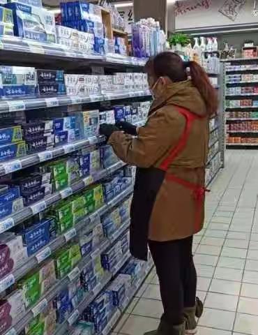 刘巷店周二效期检查