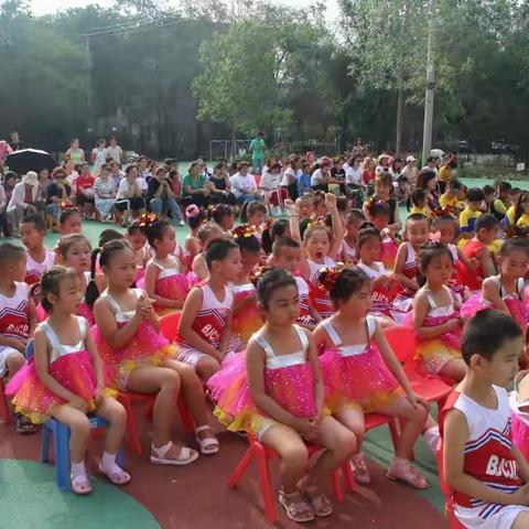 ☀玛纳斯县幼儿园大班组毕业活动☀