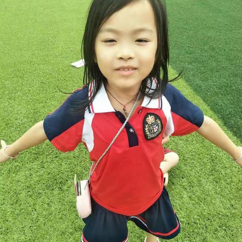 生活因书香而精彩――利村乡三坊头小学二年级朱雨彤的阅读分享