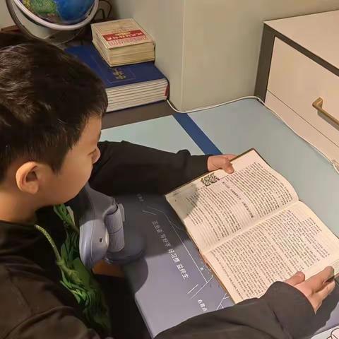 小小书屋~大大世界