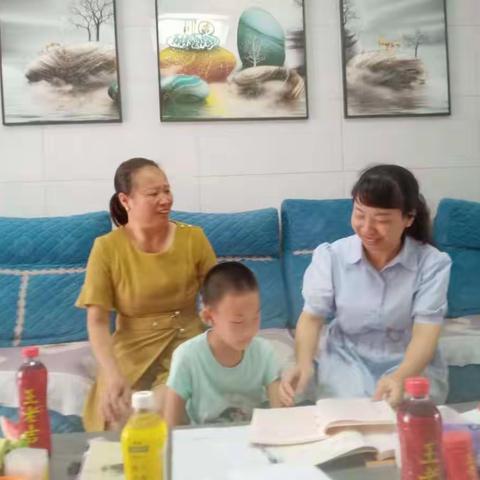 家校心连心，教育手牵手——南城县第一小学二(5)班2022年暑假“万师访万家”活动纪实