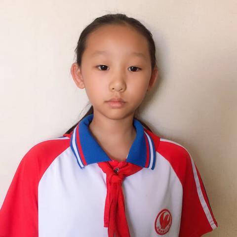 诚信之星——胡馨恬