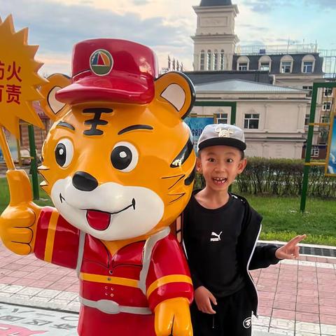 加区一小·一年五班王禹博学期总结