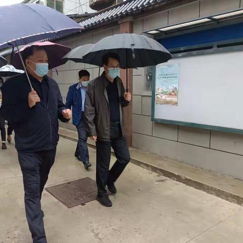 省退役军人事务厅副厅长张小明走访慰问中山门街道抗美援朝老兵