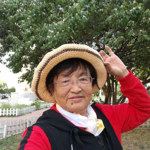 牛气冲天的夏日。2021.5.18.