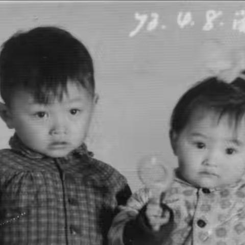 宝贝的童年。2021.3.12.