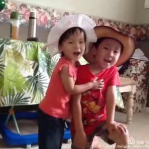 100张完 【一】不忘纪录我的外孙和外孙女生活点滴及照片纪录收藏共同篇