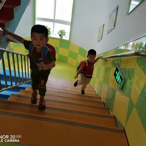 北京红缨小灵幼儿园小一班小宝贝第二周生活动态